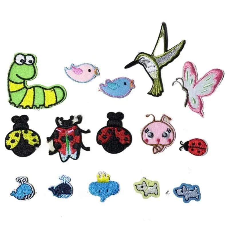 Embroidery Lady Bug - 100 قطعة/الوحدة الفاخرة أنيمي شارة مطرّزة