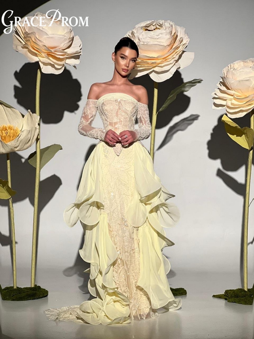 فستان سهرة أنيق بلون أصفر زبدي - مراجعة Embroidery Yellow Dress وسعره